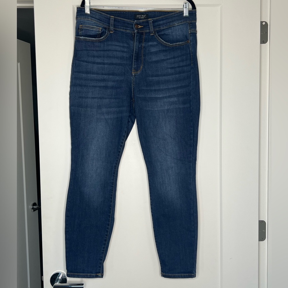 Women's Blue Jeans